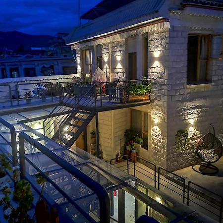 Fengma Feiyang Hostel Lhasa Eksteriør bilde