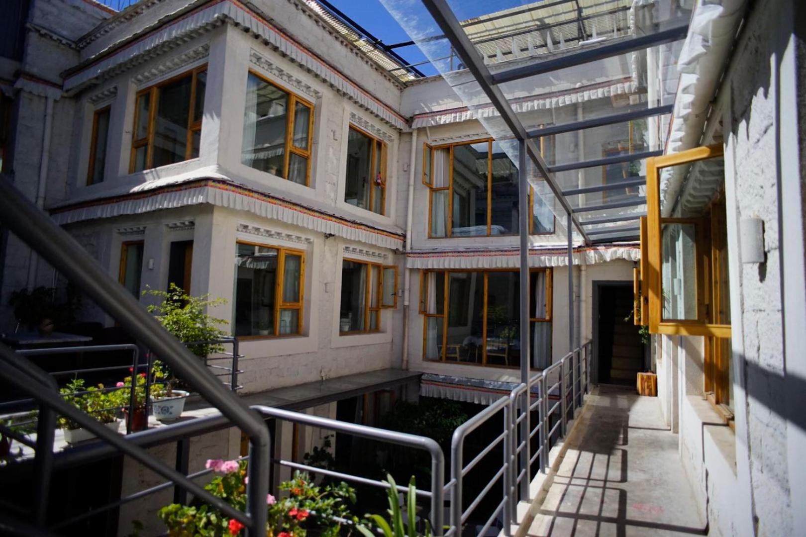 Fengma Feiyang Hostel Lhasa Eksteriør bilde