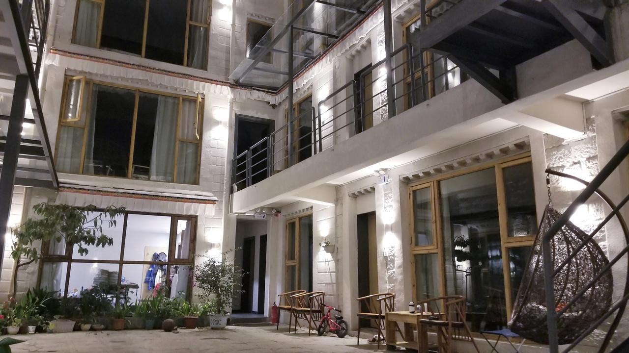 Fengma Feiyang Hostel Lhasa Eksteriør bilde